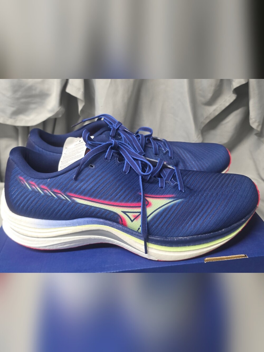 Mizuno Wave Rebellion Running Shoes Blue Paradise Pink Men Size 13 NWB